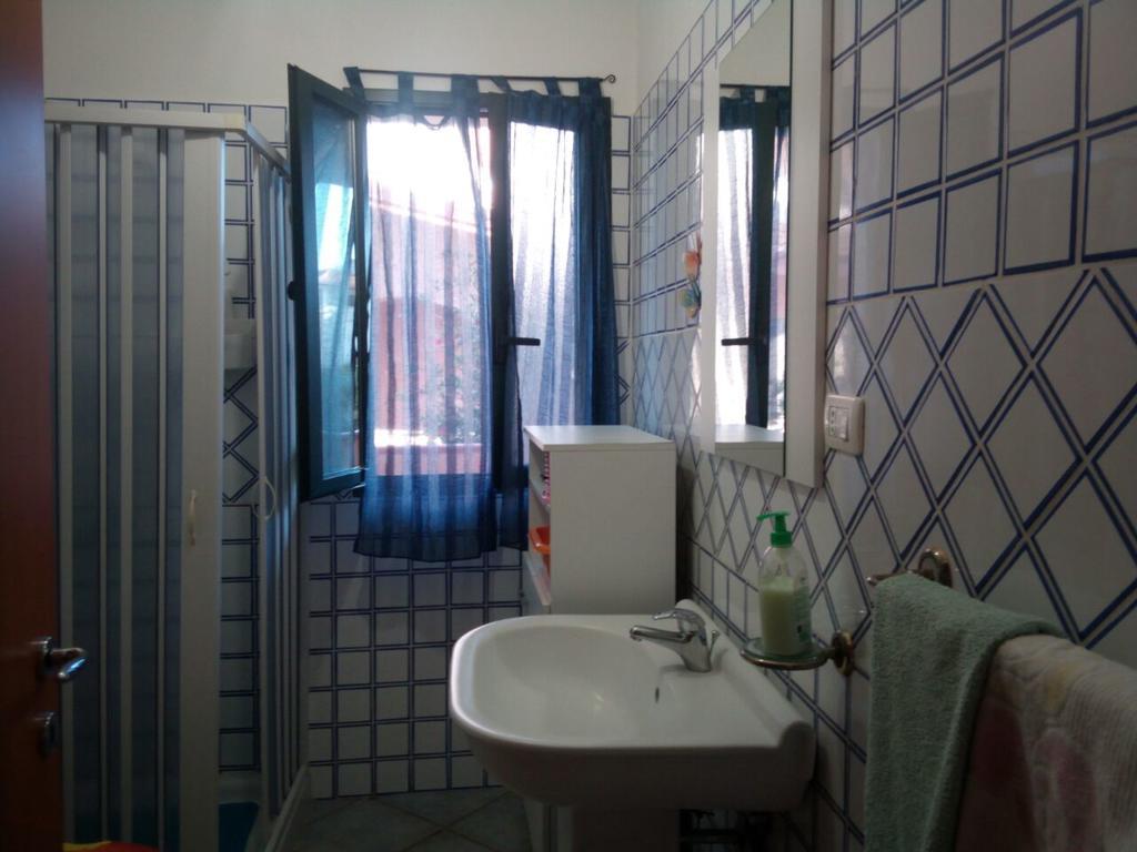Sa Domu Sarda Casa Vacanza Piscinas Exteriör bild