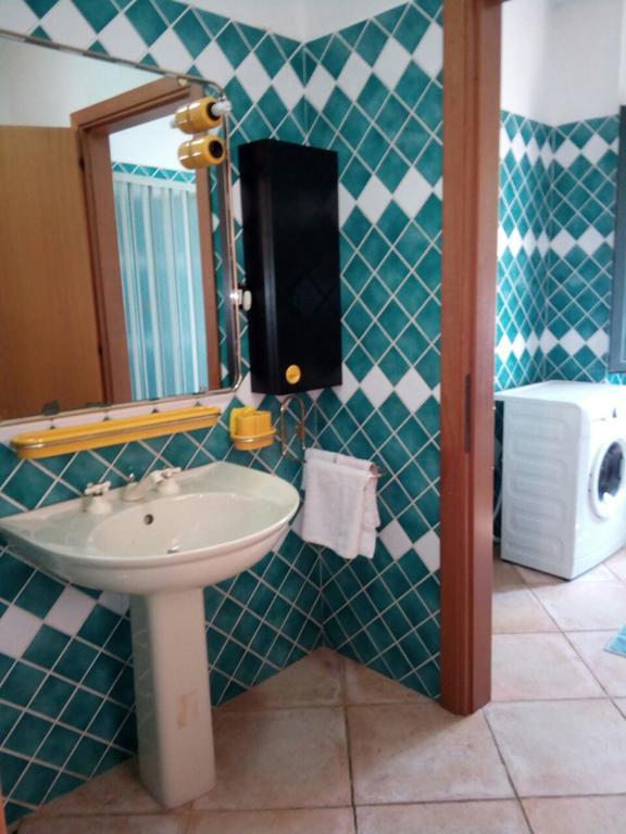 Sa Domu Sarda Casa Vacanza Piscinas Exteriör bild